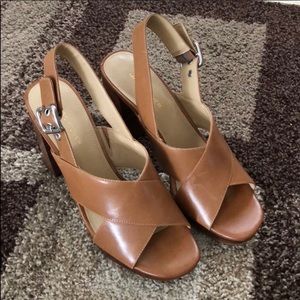 👡New in Box Marc Fisher Heels👡